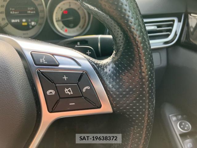 Mercedes Benz E-CLASS 2016-03 8366946-20