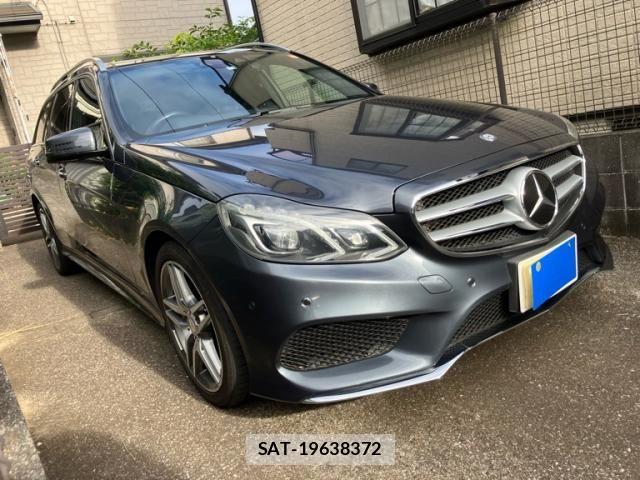 Mercedes Benz E-CLASS 2016-03 8366946-3