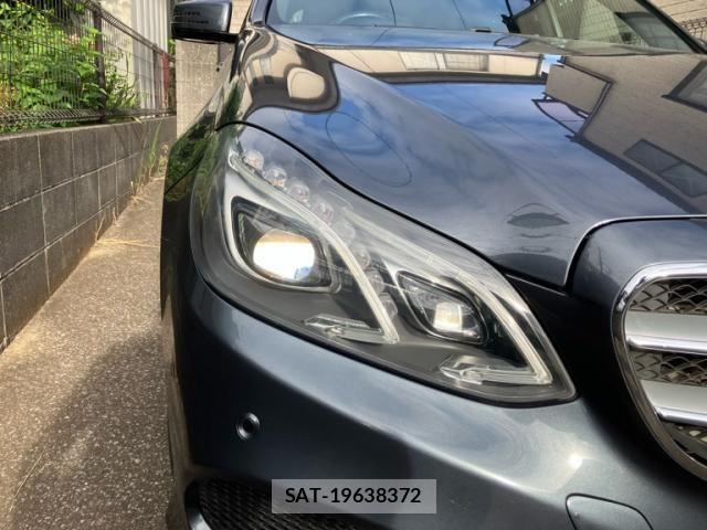 Mercedes Benz E-CLASS 2016-03 8366946-6