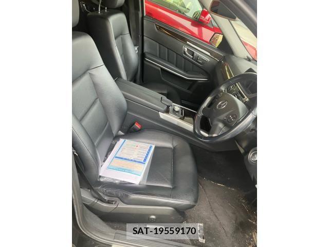 Mercedes Benz E-CLASS 2011-09 8371855-17
