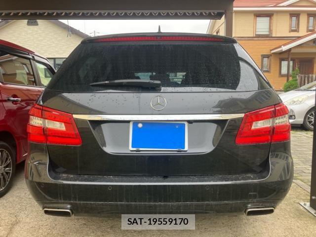 Mercedes Benz E-CLASS 2011-09 8371855-4