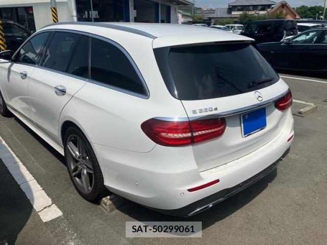 Mercedes Benz E-CLASS 2018-09 8413545-5