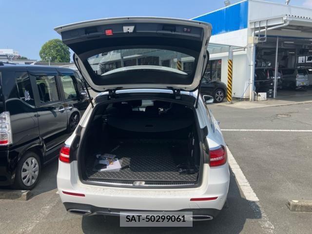 Mercedes Benz E-CLASS 2018-09 8413545-6