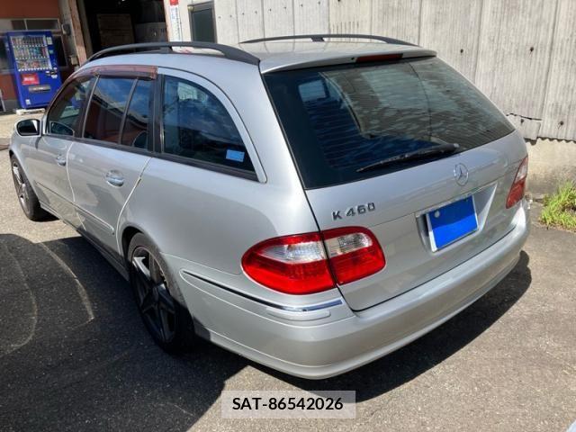 Mercedes Benz E-CLASS 2005-10 8457886-11