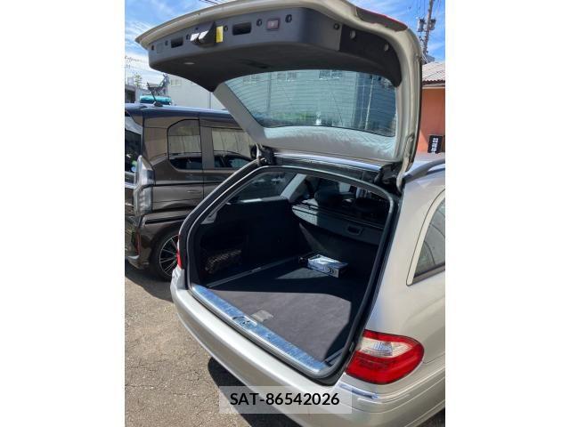 Mercedes Benz E-CLASS 2005-10 8457886-8
