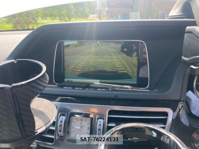 Mercedes Benz E-CLASS 2013-06 8525723-21