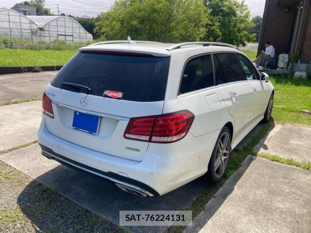 Mercedes Benz E-CLASS 2013-06 8525723-3