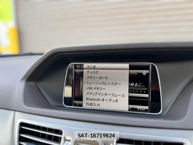 Mercedes Benz E-CLASS 2014-01 8525721-13
