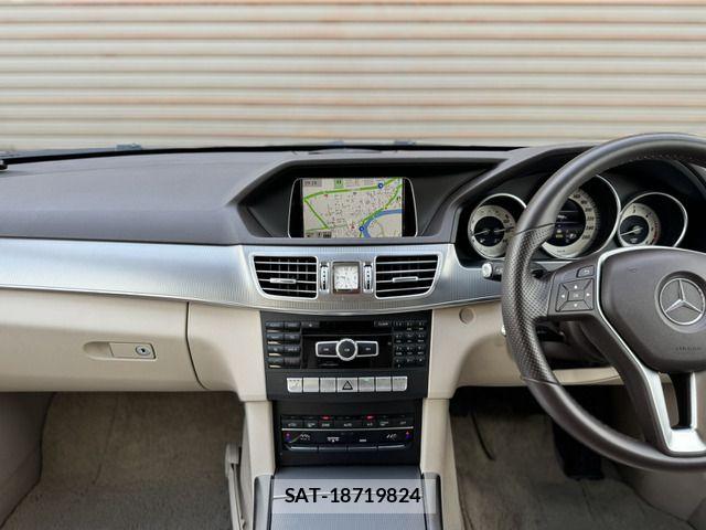 Mercedes Benz E-CLASS 2014-01 8525721-4