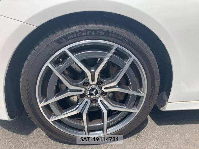 Mercedes Benz E-CLASS 2022-03 8627661-9