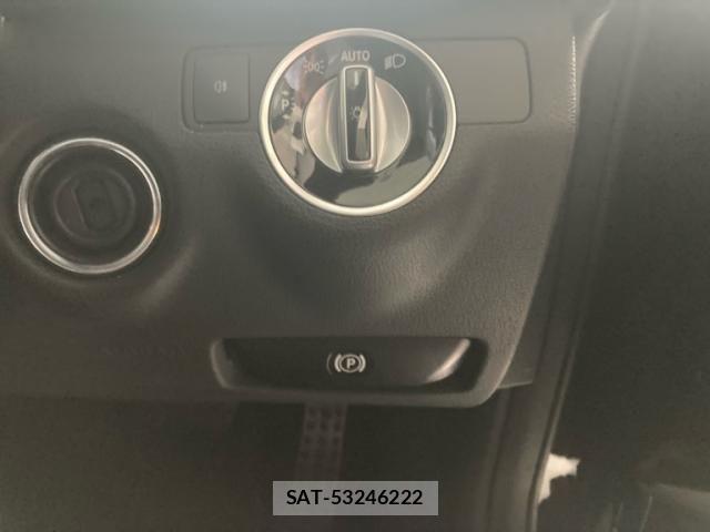 Mercedes Benz E-CLASS 2011-09 8627662-14