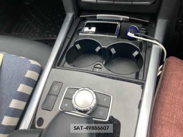 Mercedes Benz E-CLASS 2014-11 8660189-14