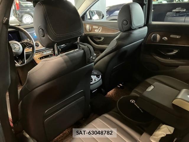 Mercedes Benz E-CLASS 2022-01 8660186-13