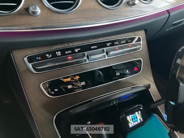 Mercedes Benz E-CLASS 2022-01 8660186-23