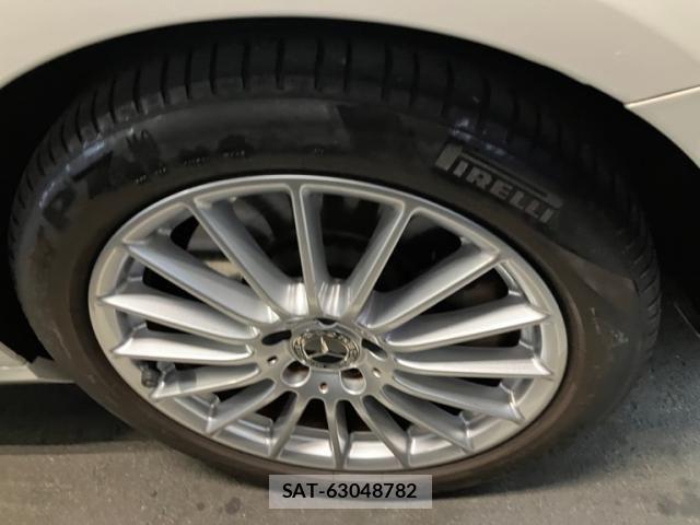 Mercedes Benz E-CLASS 2022-01 8660186-5