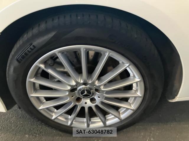 Mercedes Benz E-CLASS 2022-01 8660186-6