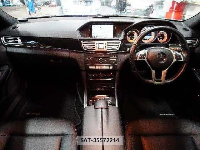 Mercedes Benz E-CLASS 2016-06 8666488-1