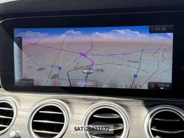 Mercedes Benz E-CLASS 2017-08 8660188-18