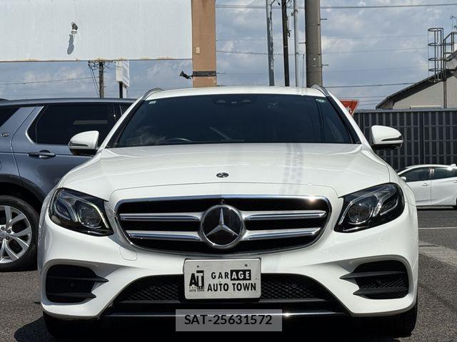 Mercedes Benz E-CLASS 2017-08 8660188-1