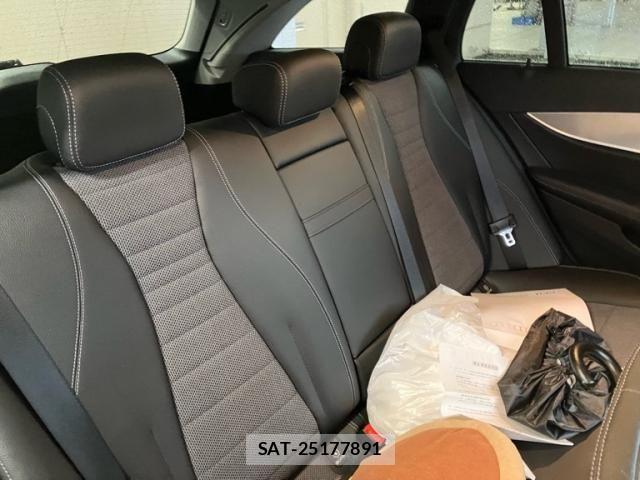 Mercedes Benz E-CLASS 2017-12 8660190-15