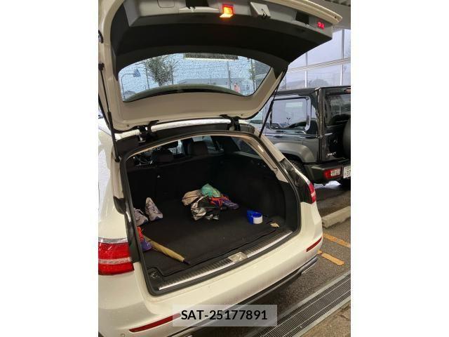 Mercedes Benz E-CLASS 2017-12 8660190-7