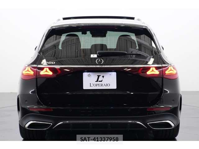 Mercedes Benz E-CLASS 2025-06 8685934-17
