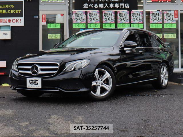 Mercedes Benz E-CLASS 2018-01 8743863-0