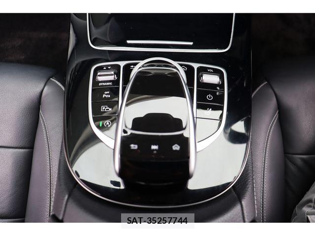 Mercedes Benz E-CLASS 2018-01 8743863-13