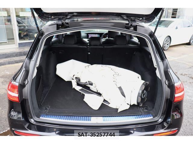 Mercedes Benz E-CLASS 2018-01 8743863-23