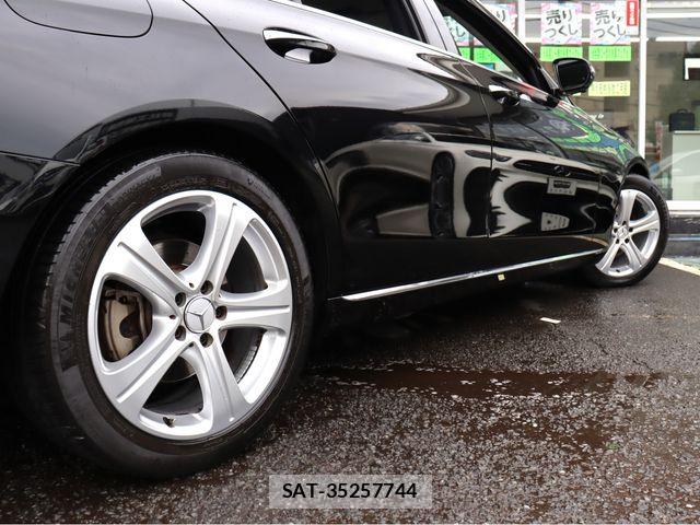 Mercedes Benz E-CLASS 2018-01 8743863-24