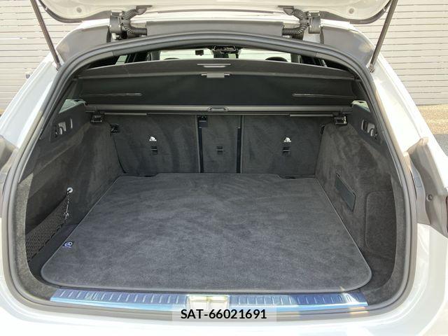 Mercedes Benz E-CLASS 2024-11 8743853-9