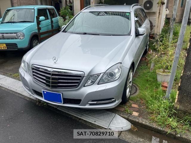 Mercedes Benz E-CLASS 2013-07 8780996-2