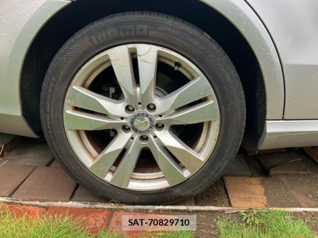 Mercedes Benz E-CLASS 2013-07 8780996-4