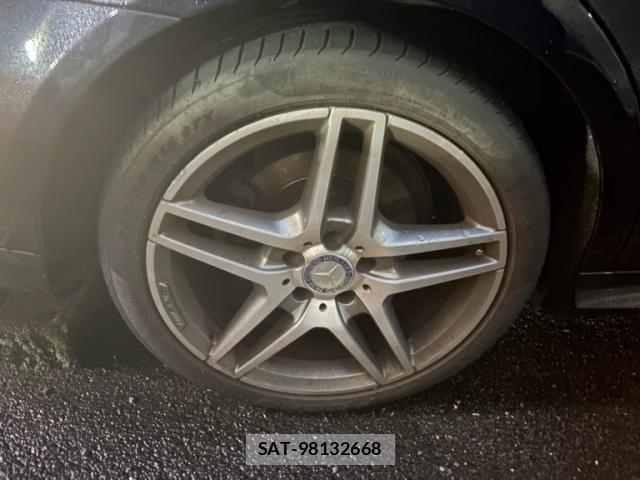 Mercedes Benz E-CLASS 2015-09 8830254-14
