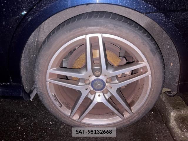 Mercedes Benz E-CLASS 2015-09 8830254-15