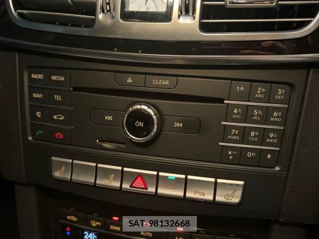 Mercedes Benz E-CLASS 2015-09 8830254-21