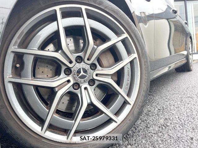 Mercedes Benz E-CLASS 2022-06 8849767-13