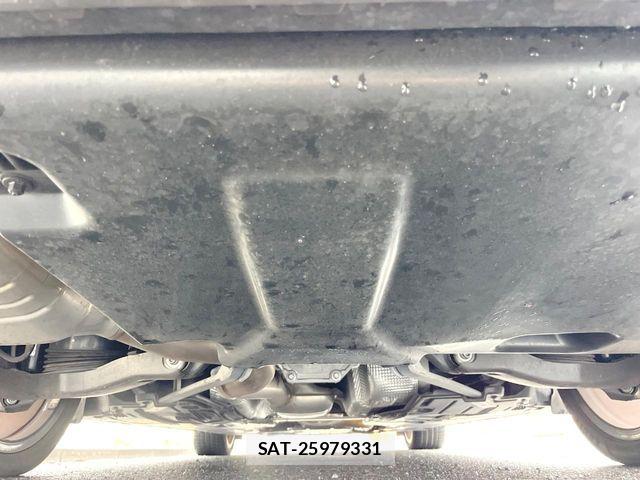 Mercedes Benz E-CLASS 2022-06 8849767-19