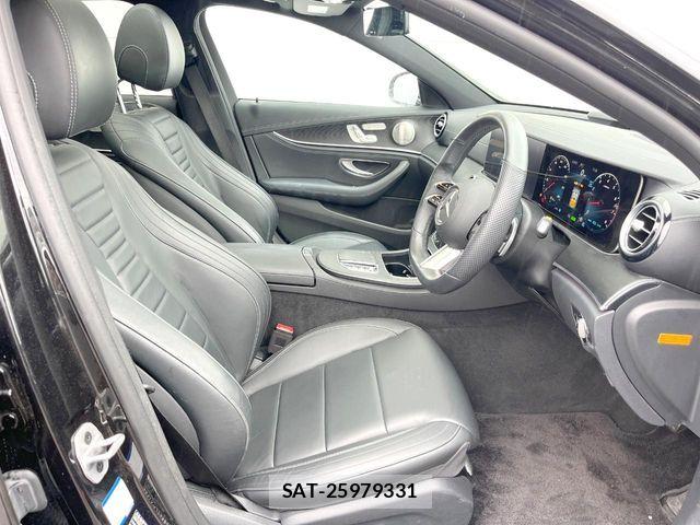 Mercedes Benz E-CLASS 2022-06 8849767-8