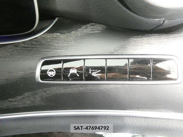 Mercedes Benz E-CLASS 2017-11 8849768-21