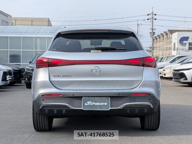 Mercedes Benz EQA 2024-04 6012817-21
