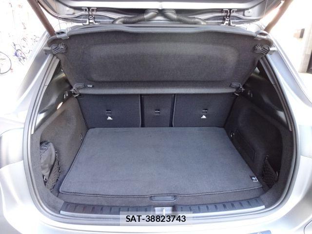 Mercedes Benz EQA 2023-04 6500116-10
