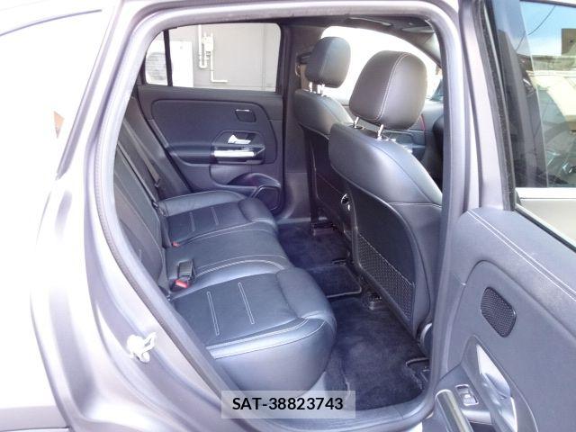 Mercedes Benz EQA 2023-04 6500116-18