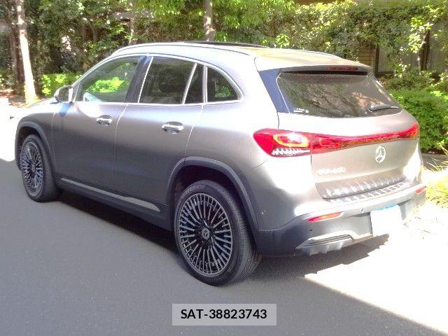 Mercedes Benz EQA 2023-04 6500116-2