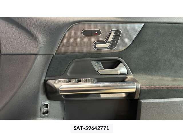Mercedes Benz EQA 2021-04 6995575-9