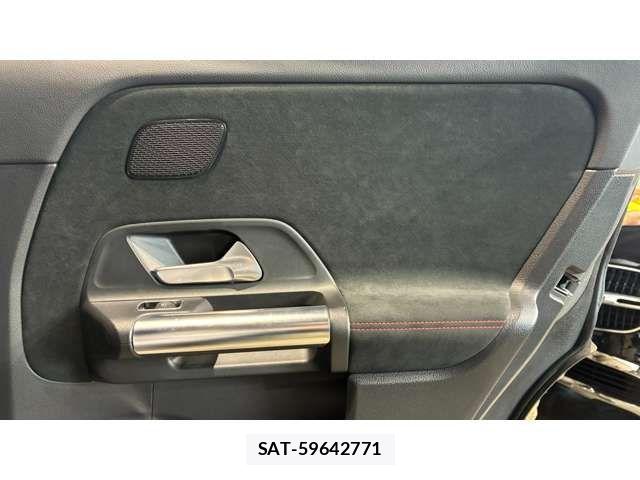 Mercedes Benz EQA 2021-04 6995575-10