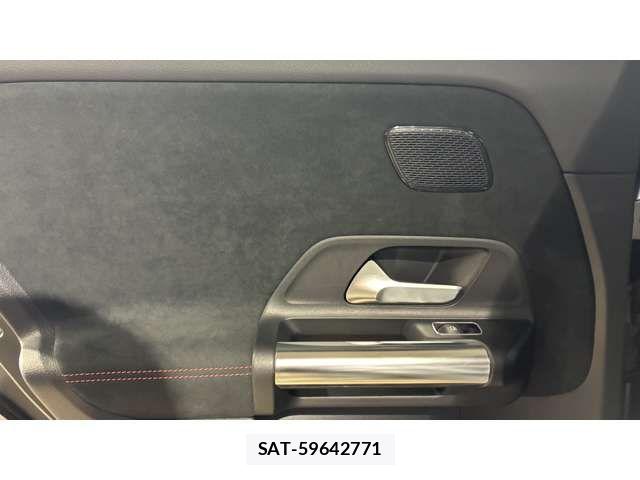 Mercedes Benz EQA 2021-04 6995575-11
