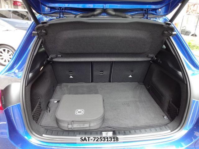 Mercedes Benz EQA 2024-12 7221610-10