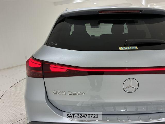 Mercedes Benz EQA 2024-10 7455716-17