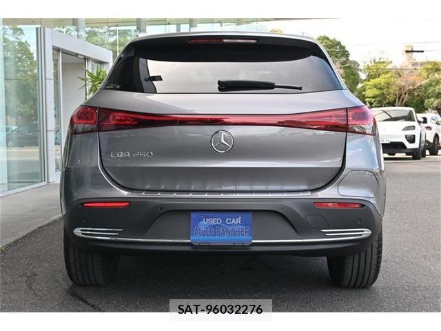 Mercedes Benz EQA 2023-07 7979947-3